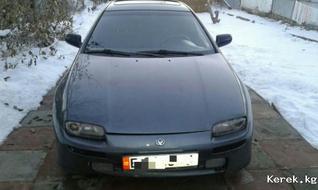 Срочно продаю автомашину Мазда 323F