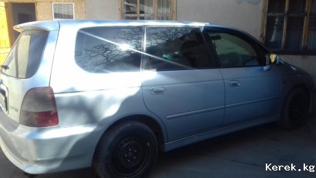 Очень срочно продаю Honda Оdisei2001 3куб