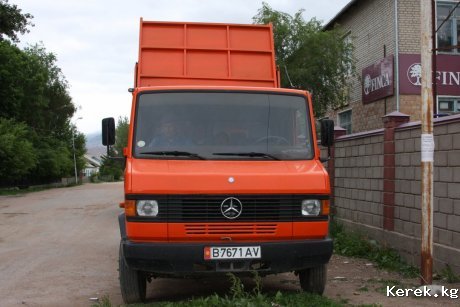 Mersedes V814 Самосвал