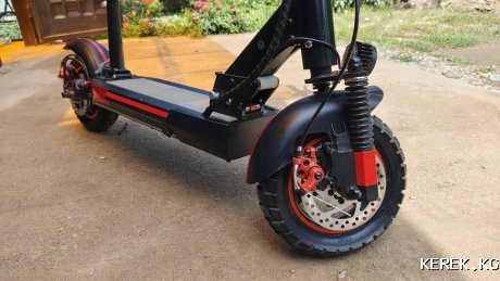 Продается элетросамокат KUGOO M4  Pro