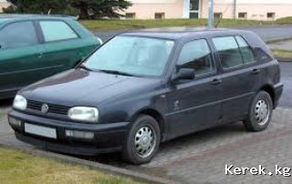 Гольф 3  каракол 4 дверный  обьём 1.8 моно