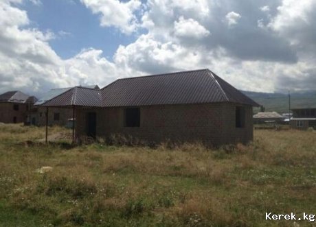 Срочно продаю недостроенный дом в г. Каракол