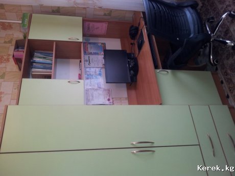 продаю 4-х комнатную квартиру