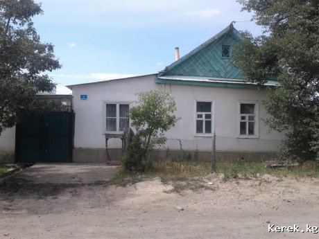 Срочно продается 3х комнатный дом по улице Джамбула 7 .Кухня,очоккана, баня,гараж