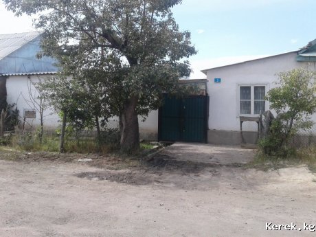 Срочно продается 3х комнатный дом по улице Джамбула 7 .Кухня,очоккана, баня,гараж