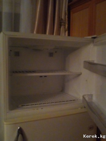 продаю срочно холодильник