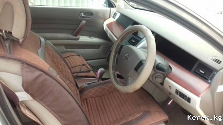 Nissan teana