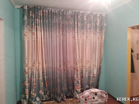 Продам дом в городе Каракол. В районе магазина океан. Частично с мебелью