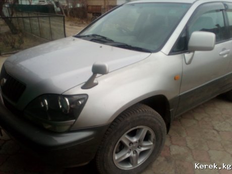Продается автомобиль марки Toyota Harrier