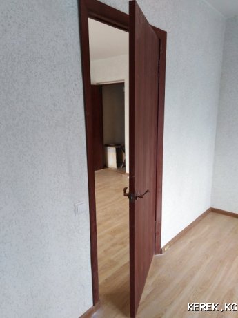 ПРОДАЮ СРОЧНО 2х комн.кв-ру в кирпичном доме в г.Каракол